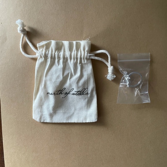 Silver Colored Leaf Ring - Picture 5 of 5